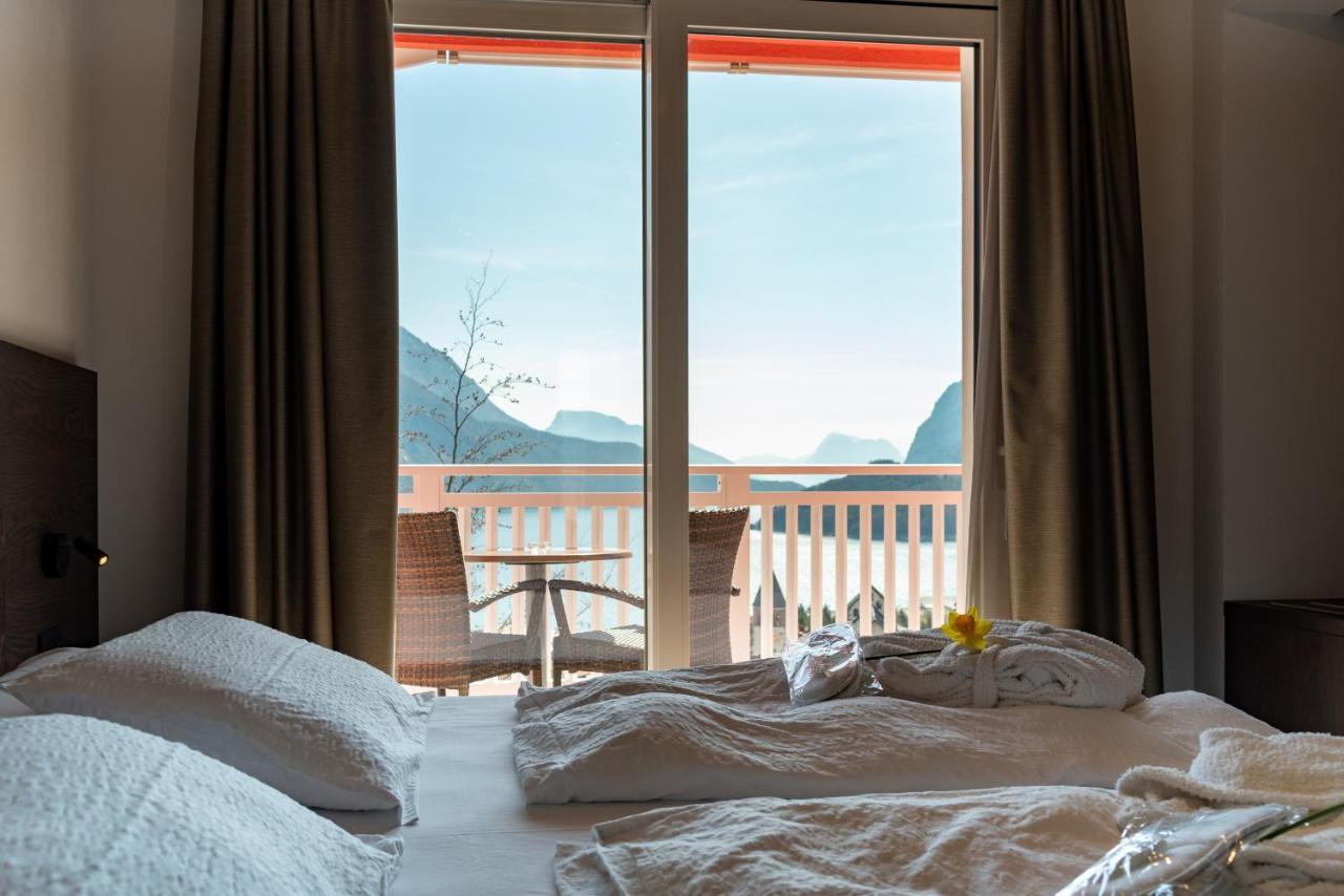 Hotel Londra Slow Living Molveno Ngoại thất bức ảnh