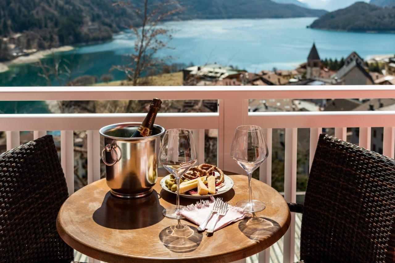Hotel Londra Slow Living Molveno Ngoại thất bức ảnh