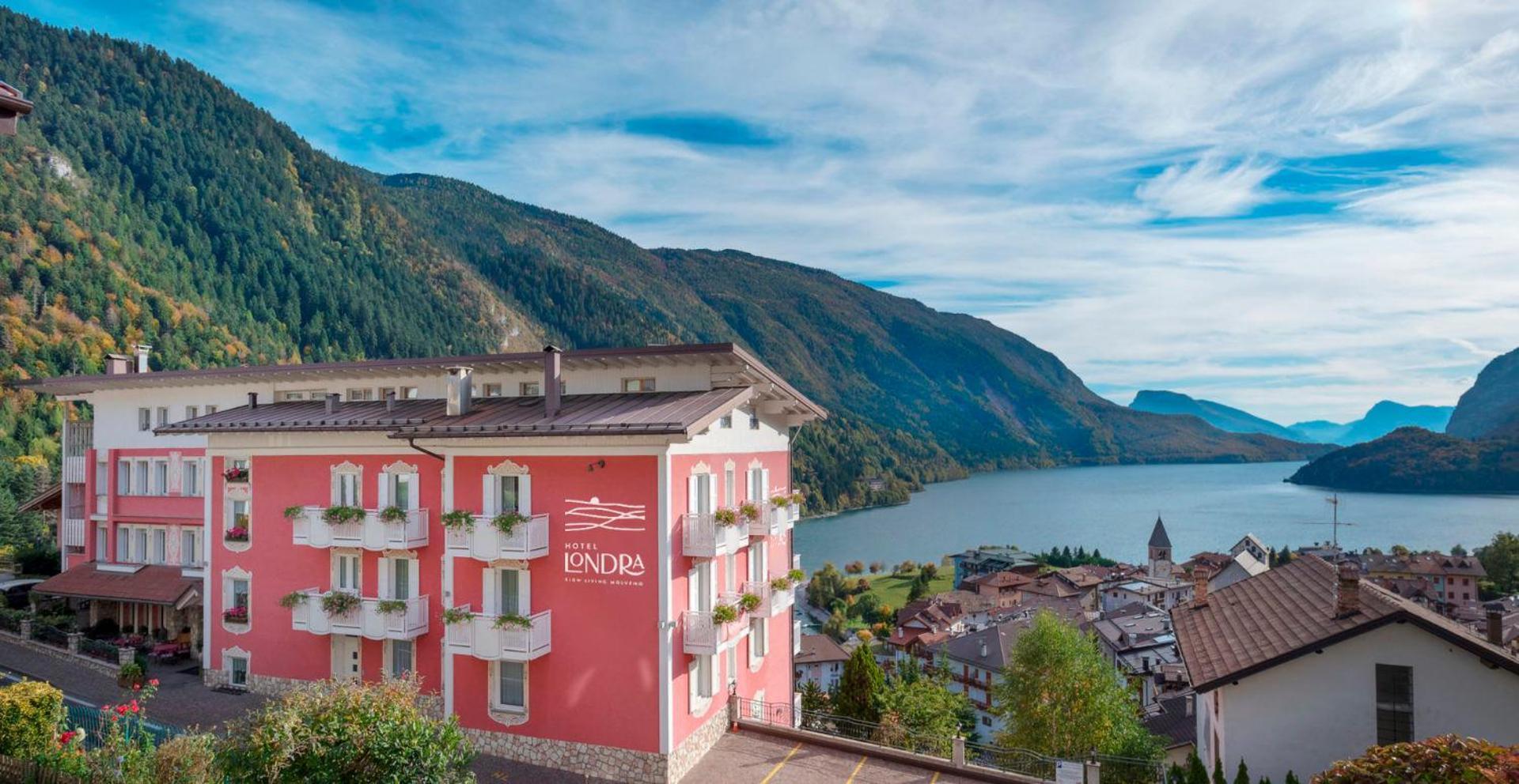 Hotel Londra Slow Living Molveno Ngoại thất bức ảnh